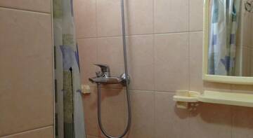 Фото номера Стандартный двухместный номер с 2 отдельными кроватями Гостиница Гостевой Дом Панама г. Лазаревское 6