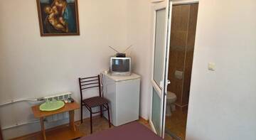 Фото номера Двухместный номер с 1 кроватью Гостиница Гостевой дом у Чехова г. Лазаревское 6
