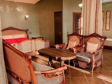 Фото номера Полулюкс с видом на бассейн Гостиница Holiday г. Лазаревское 12