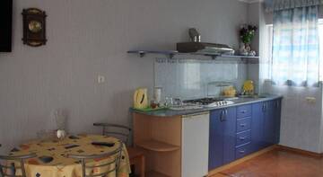 Фото номера Семейный люкс Гостиница Guest house Kristina г. Лазаревское 5