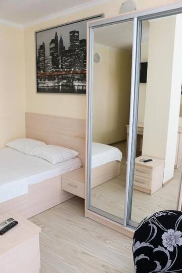 Фото номера Двухместный номер с 1 кроватью Гостиница Laza Hall г. Лазаревское 6