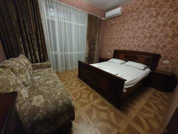 Фото номера Четырехместный номер Гостиница Guest House Elif г. Лазаревское 4