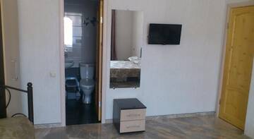 Фото номера Четырехместный номер Гостиница Guest house Svetlana г. Лазаревское 3