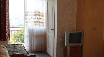 Фото номера Семейный номер с видом на море Гостиница Guest house Andjelika г. Лазаревское 8