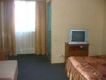 Фото номера Трехместный номер с видом на море Гостиница Guest house Andjelika г. Лазаревское 4
