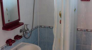 Фото номера Семейный номер с видом на море Гостиница Guest house Andjelika г. Лазаревское 10
