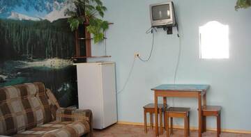 Фото номера Четырехместный номер Гостевой дом Guesthouse Robin г. Лазаревское 6