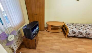 Фото номера 2-х местный корпус 2 Гостиница Эмеральд г. Лазаревское 3